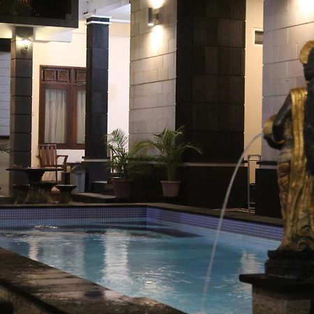 New Asta Graha Guesthouse Jimbaran Esterno foto