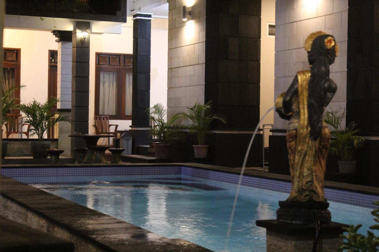 New Asta Graha Guesthouse Jimbaran Esterno foto